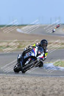 media/May-09-2022-Lets Ride (Mon) [[4de522fb14]]/Group B/Session 1 (Phil Hill)/